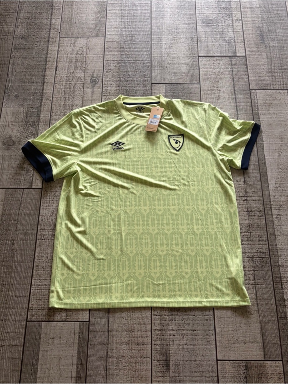 Umbro Guatemala Soccer Jersey Light Yellow Navy XXL Officially Licensed